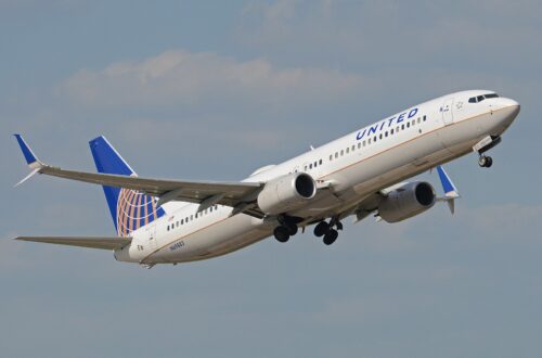 united flight ua967 diverted